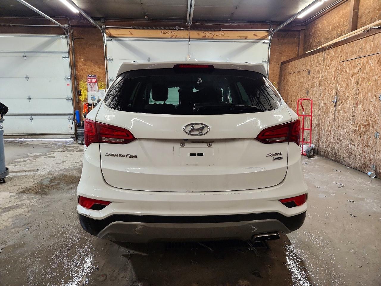 2018 HYUNDAI SANTA FE SPORT 2.4L photo 6