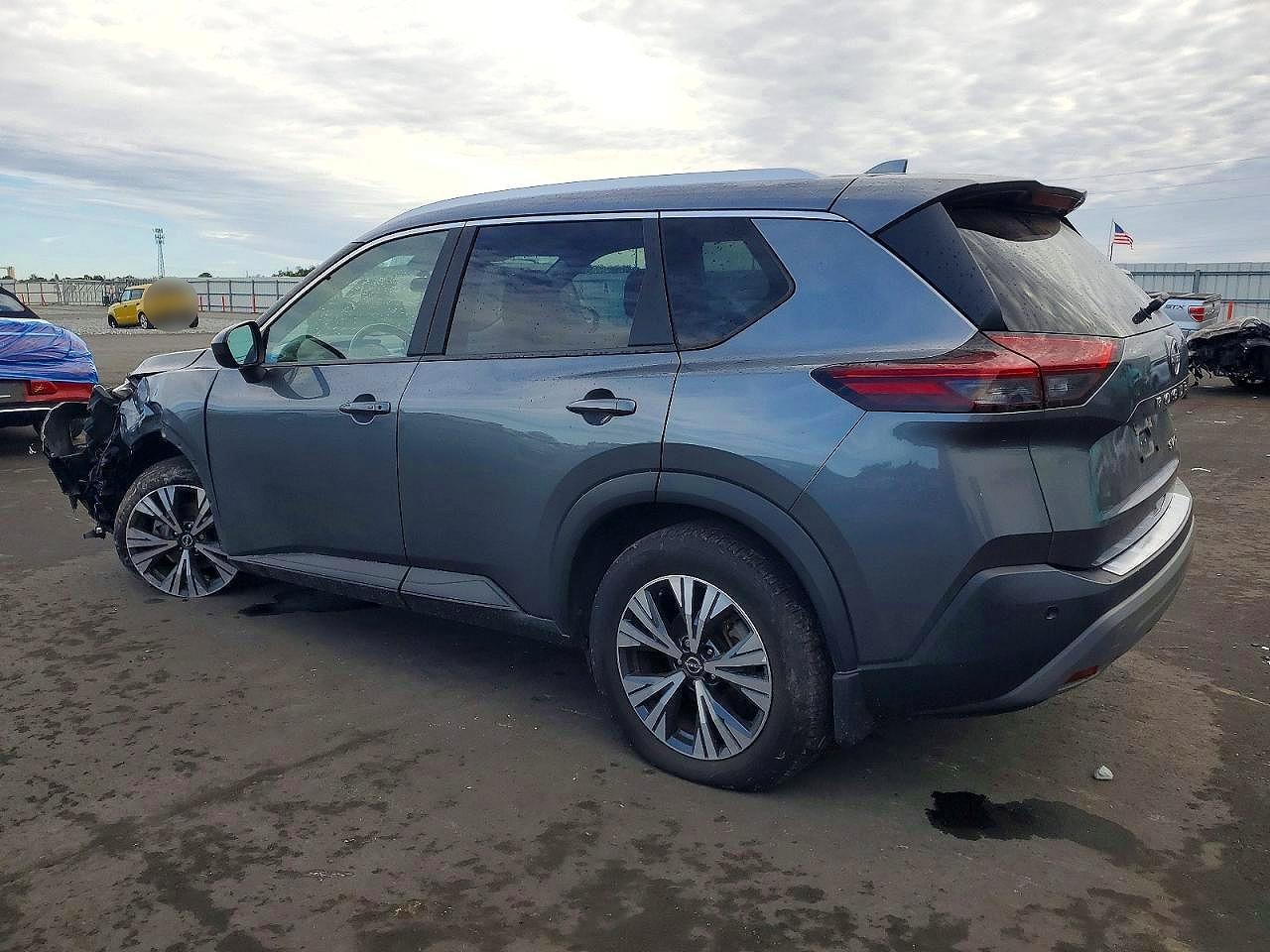 2023 NISSAN ROGUE SV photo 3