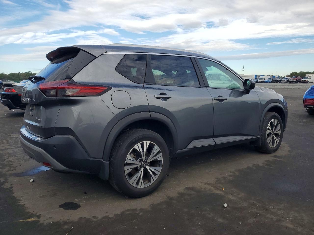 2023 NISSAN ROGUE SV photo 5