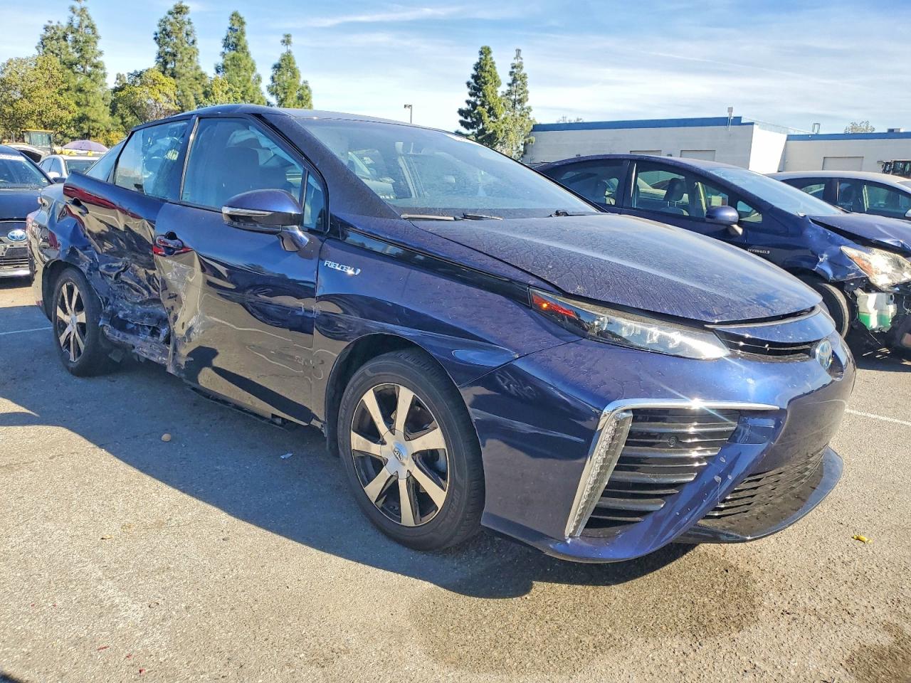 2017 TOYOTA MIRAI photo 7