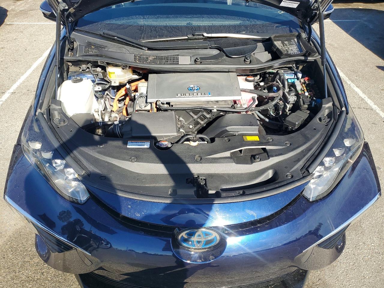 2017 TOYOTA MIRAI photo 21