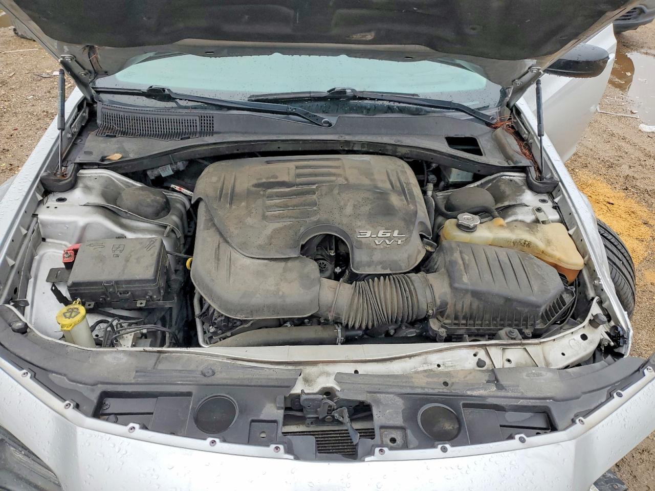 2021 CHRYSLER 300 TOURING photo 21