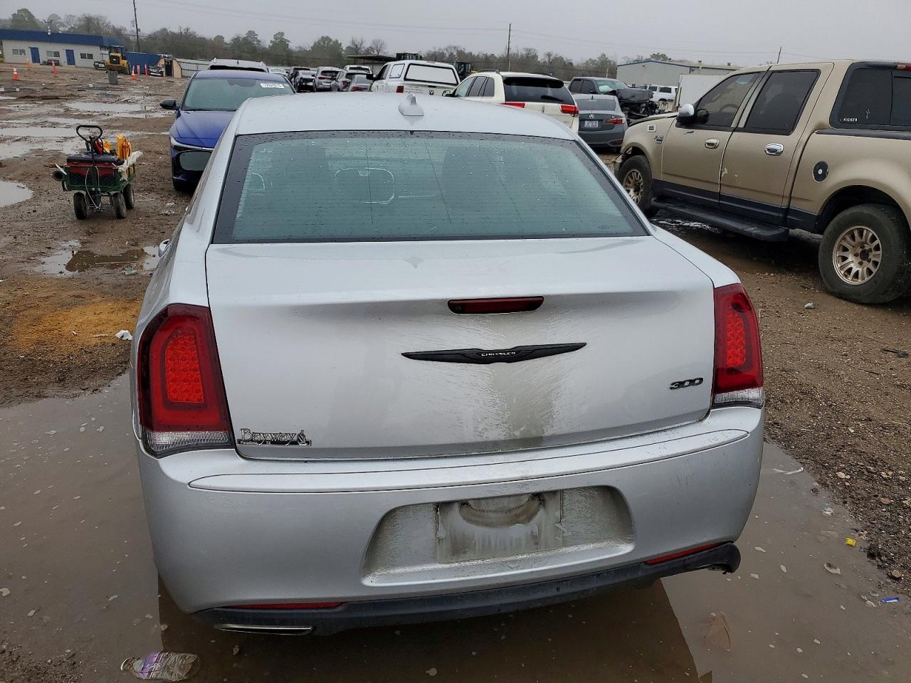 2021 CHRYSLER 300 TOURING photo 11