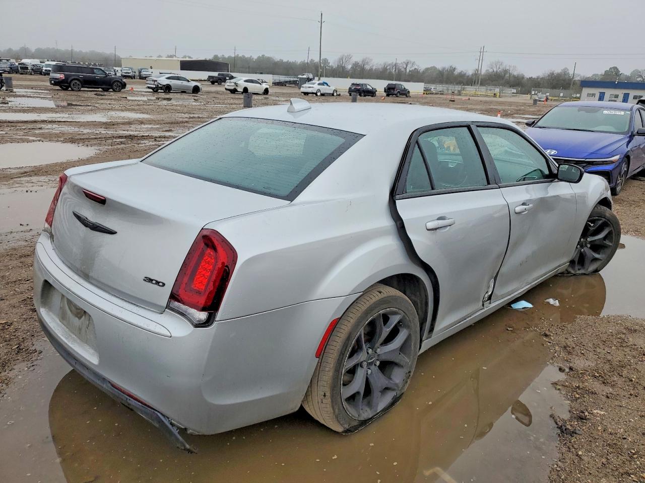 2021 CHRYSLER 300 TOURING photo 5