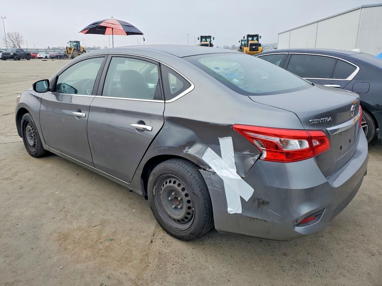 2016 NISSAN SENTRA S photo 2