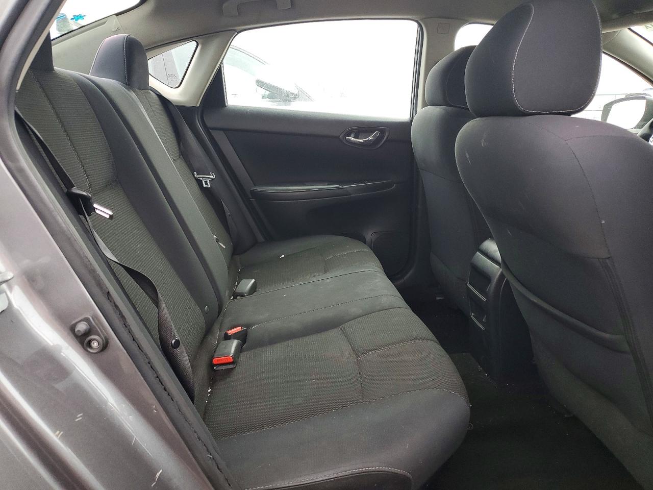 2016 NISSAN SENTRA S photo 10