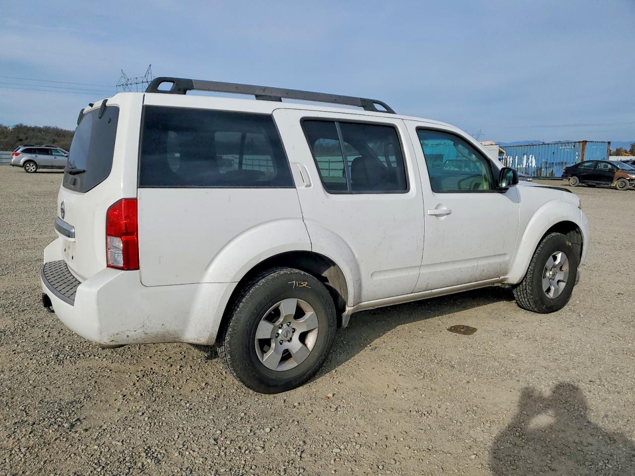 2008 NISSAN PATHFINDER S photo 3