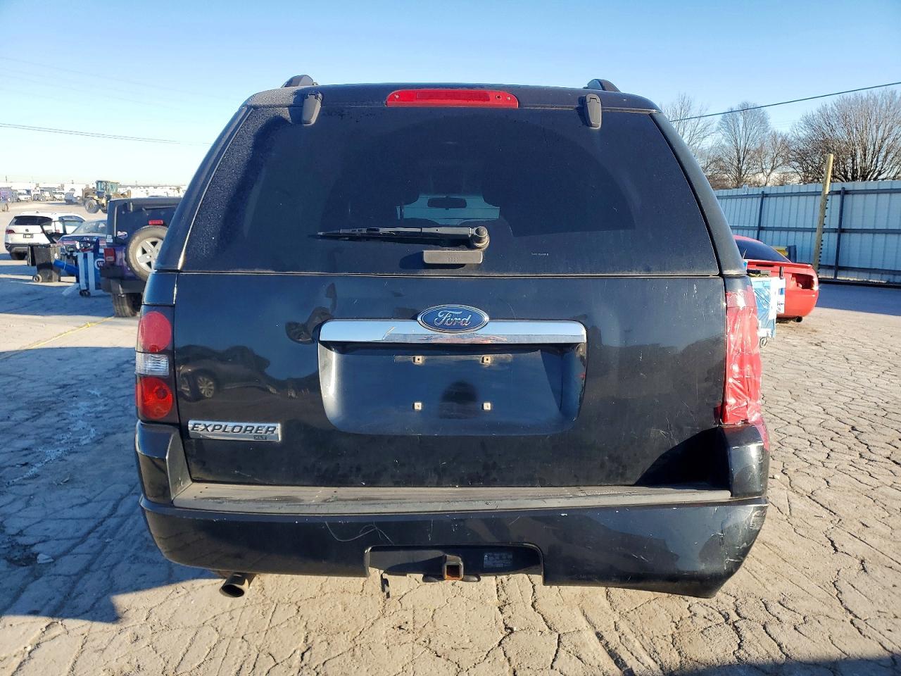 2010 FORD EXPLORER XLT photo 11