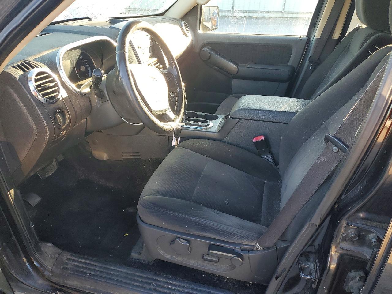 2010 FORD EXPLORER XLT photo 13