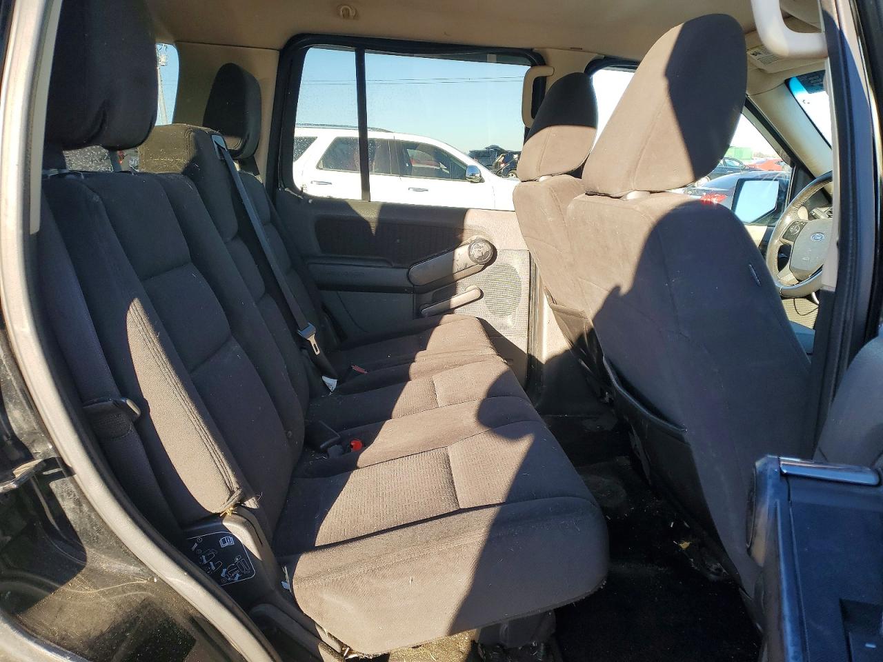 2010 FORD EXPLORER XLT photo 21