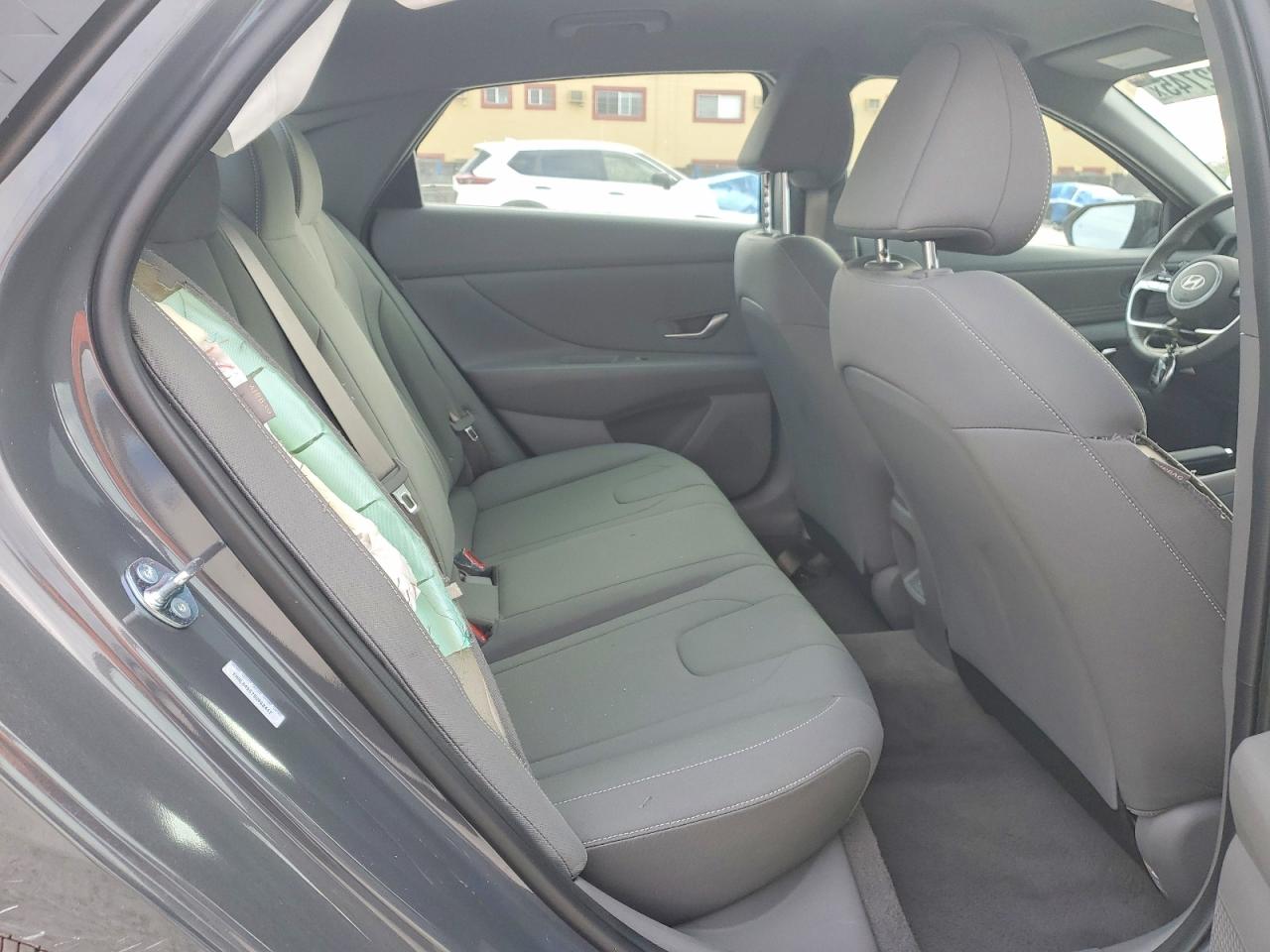 2025 HYUNDAI ELANTRA SEL SPORT photo 10