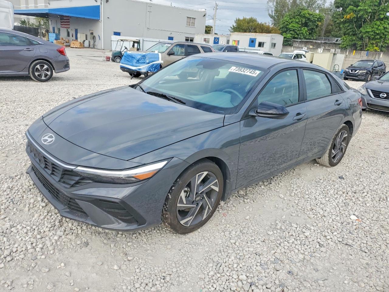 2025 HYUNDAI ELANTRA