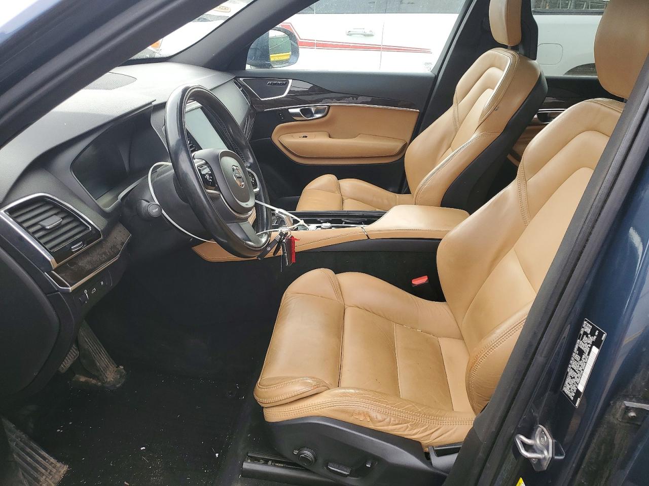 2018 VOLVO XC90 T8 photo 13