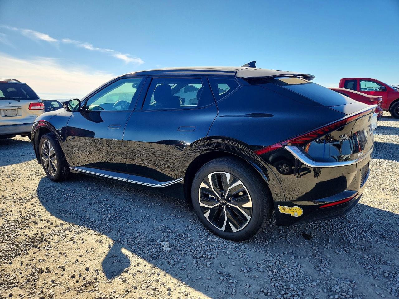 2022 KIA EV6 photo 3