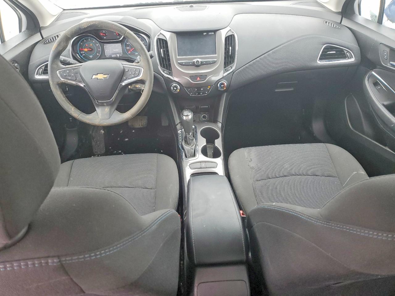 2017 CHEVROLET CRUZE LT photo 22