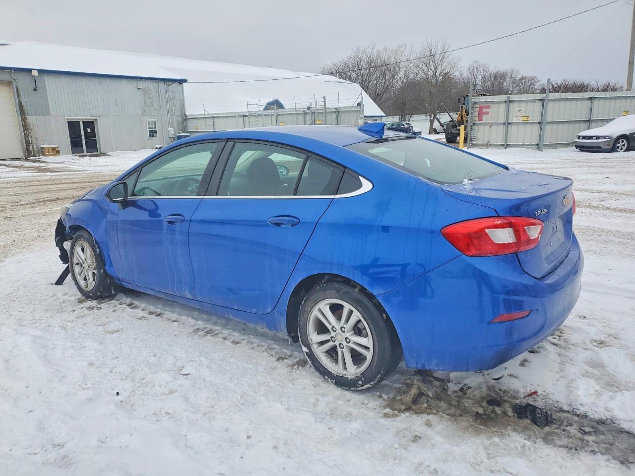2017 CHEVROLET CRUZE LT photo 4