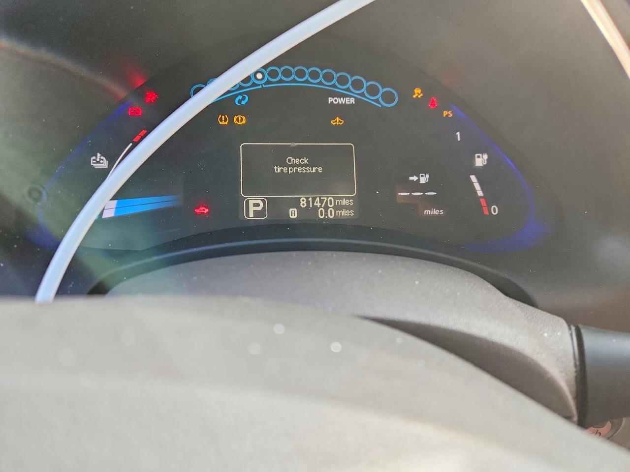 2011 NISSAN LEAF SV photo 17