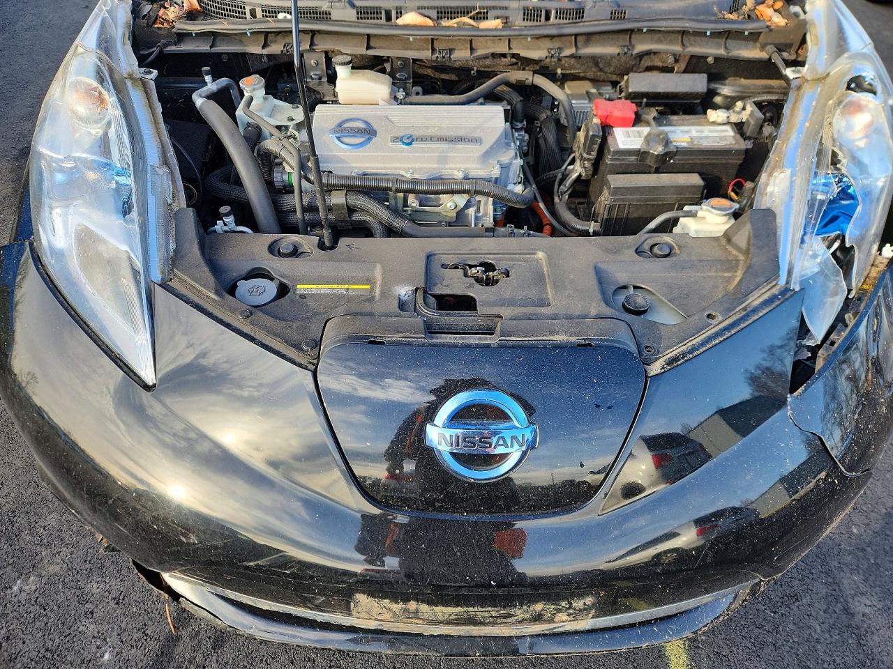 2011 NISSAN LEAF SV photo 21
