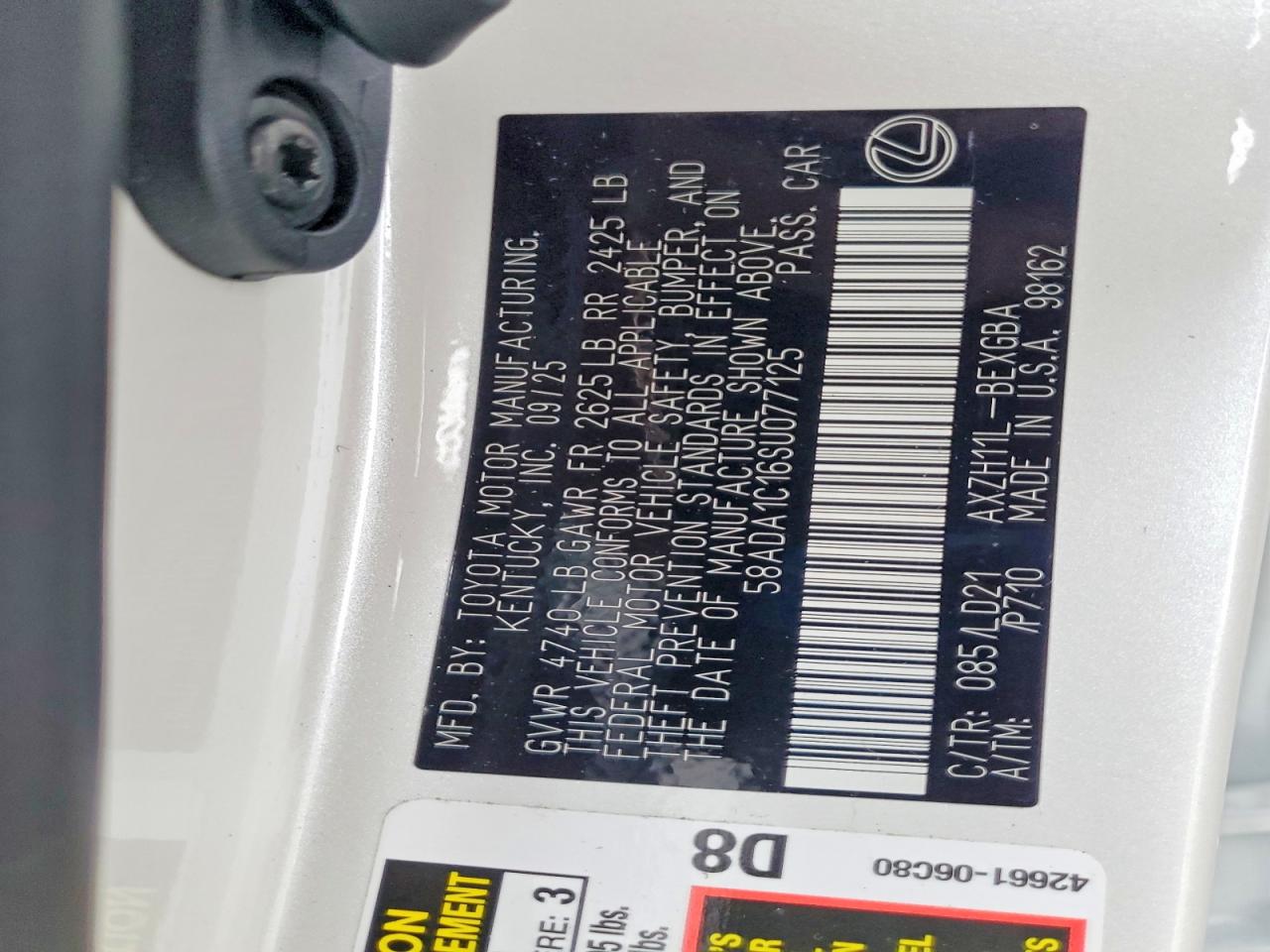 2025 LEXUS ES 300H BASE photo 12