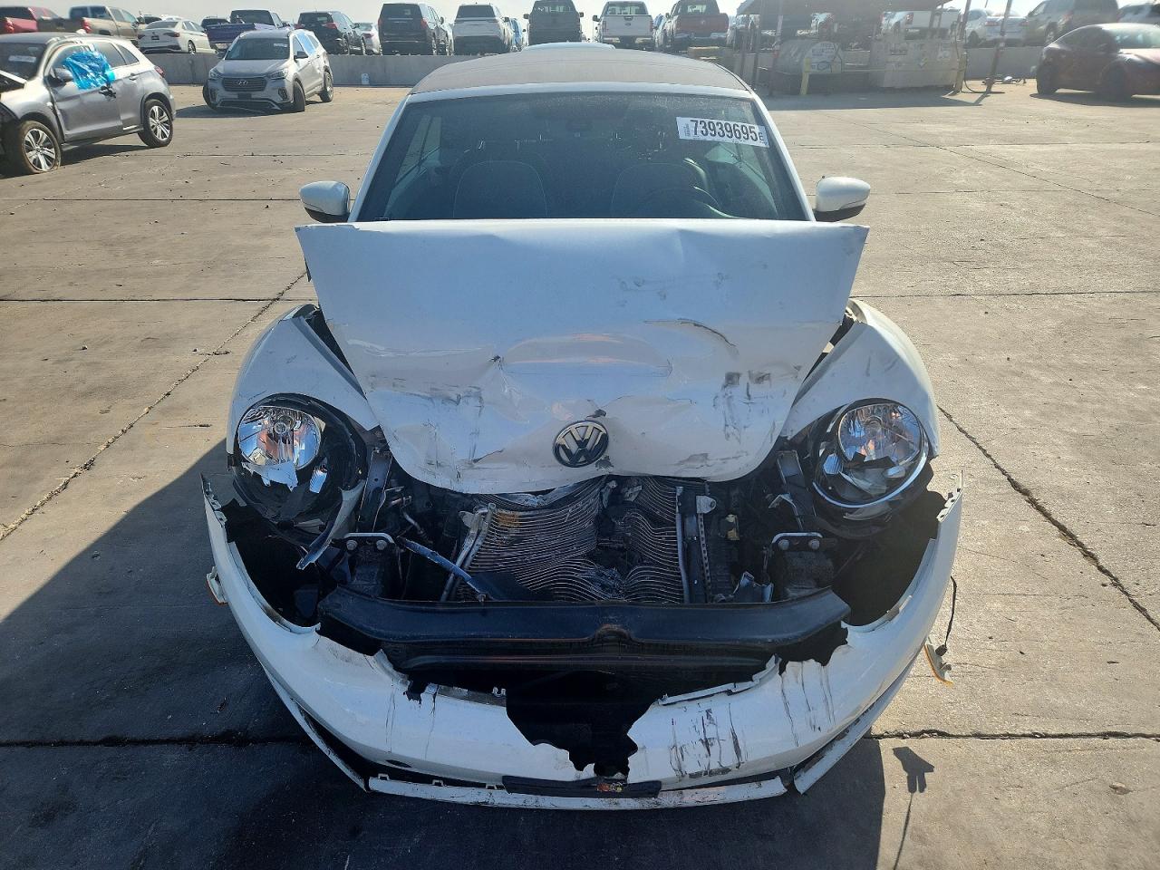 2016 VOLKSWAGEN BEETLE S photo 13