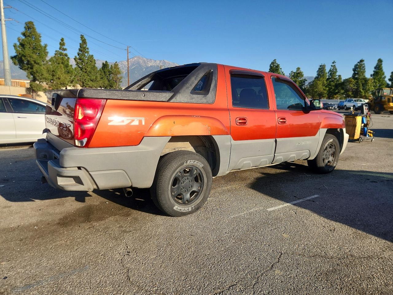 2002 CHEVROLET AVALANCHE K1500 photo 7
