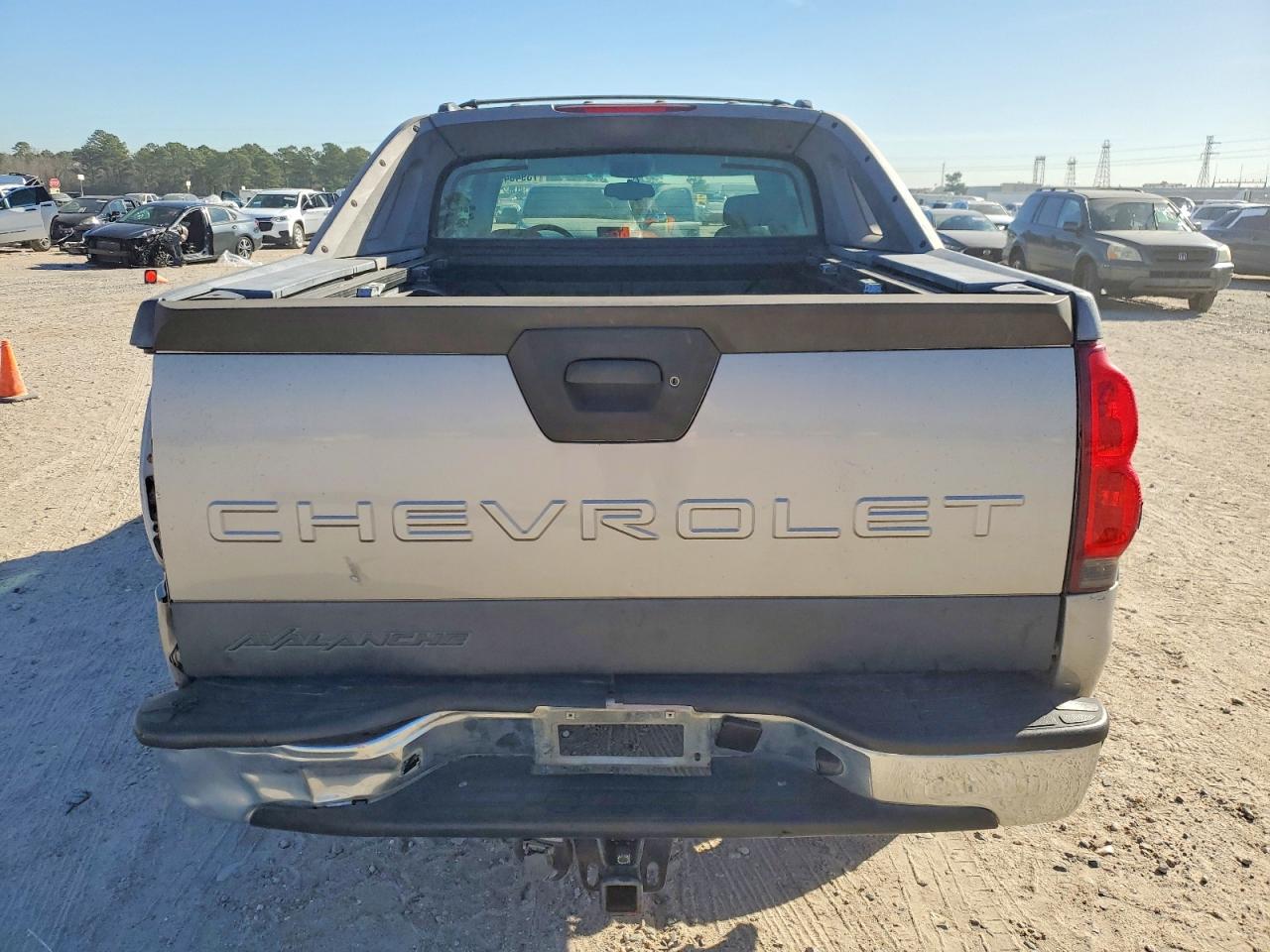 2006 CHEVROLET AVALANCHE C1500 photo 11