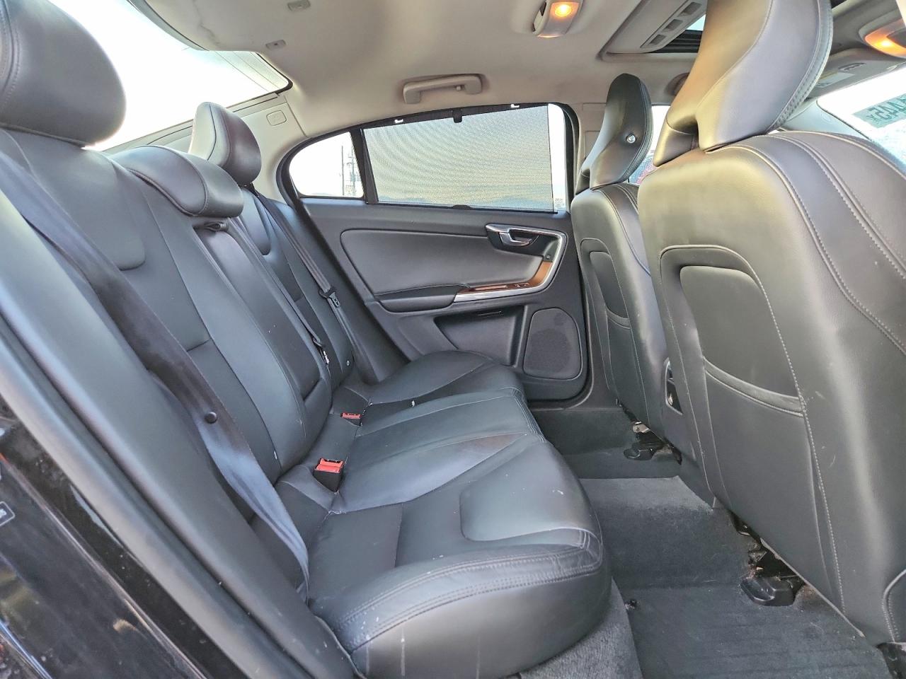 2016 VOLVO S60 PREMIER photo 10