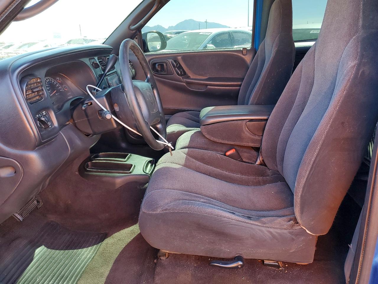 2000 DODGE DAKOTA photo 13