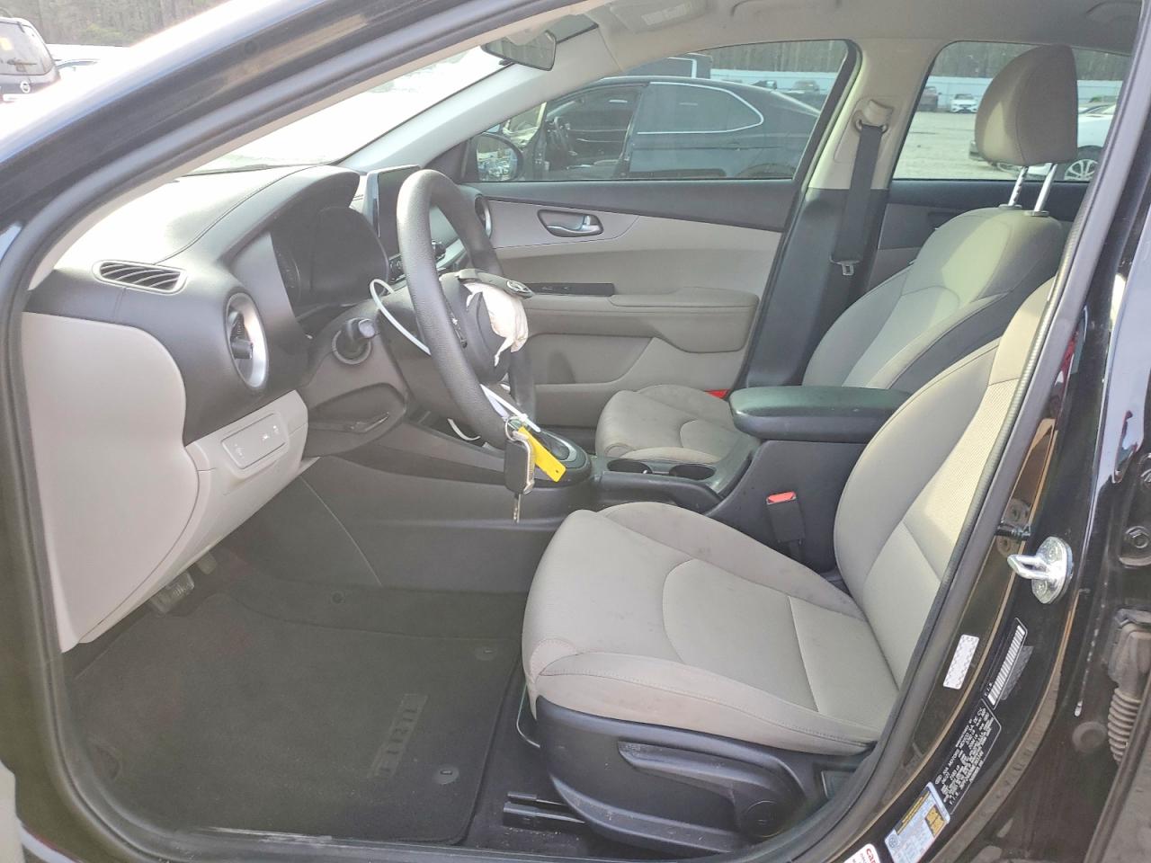 2021 KIA FORTE FE photo 7