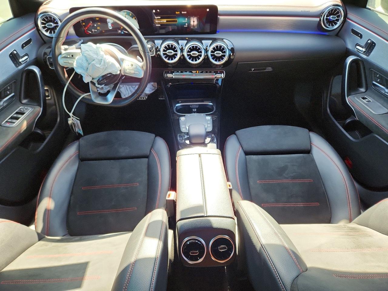 2021 MERCEDES-BENZ CLA 250 photo 8