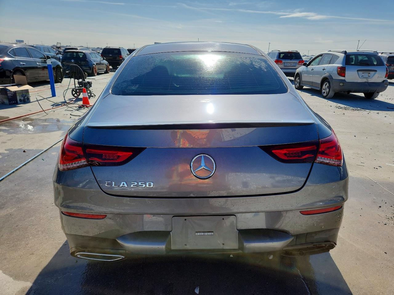 2021 MERCEDES-BENZ CLA 250 photo 6