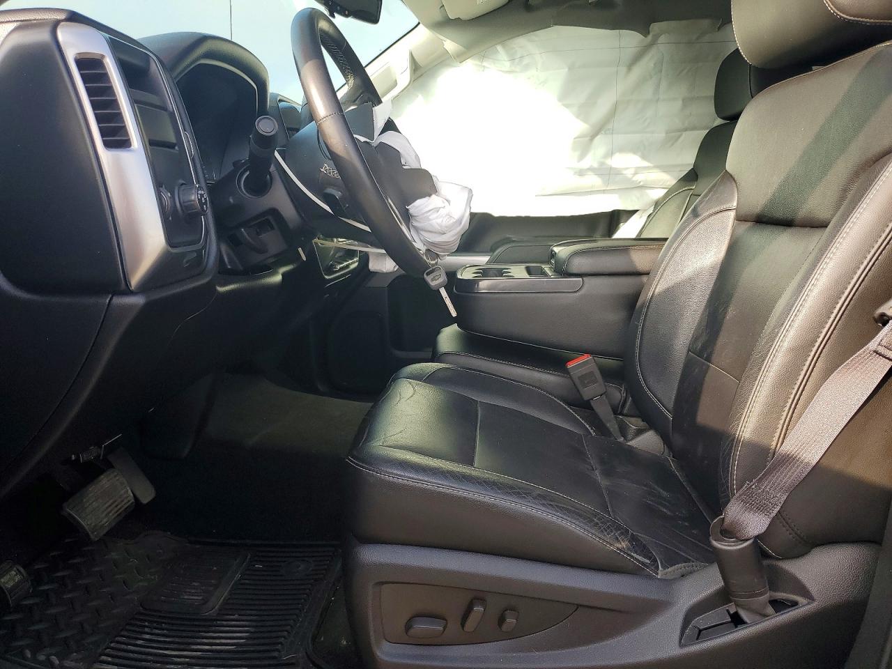 2015 CHEVROLET SILVERADO C1500 LT photo 7