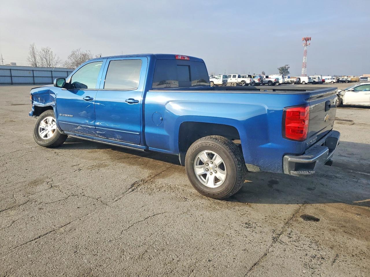 2015 CHEVROLET SILVERADO C1500 LT photo 2