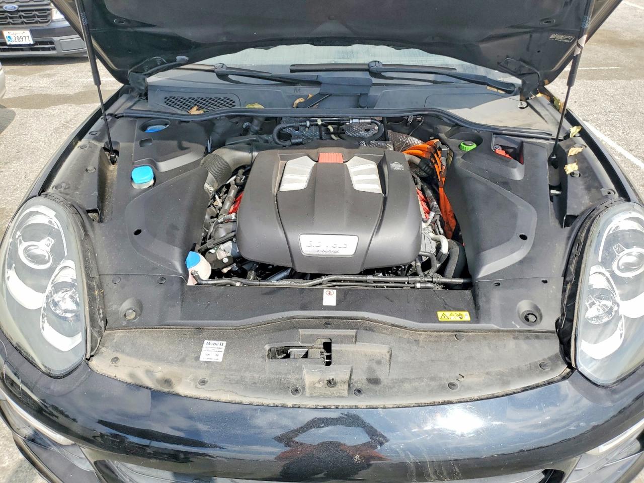 2017 PORSCHE CAYENNE SE HYBRID PLATINUM photo 21