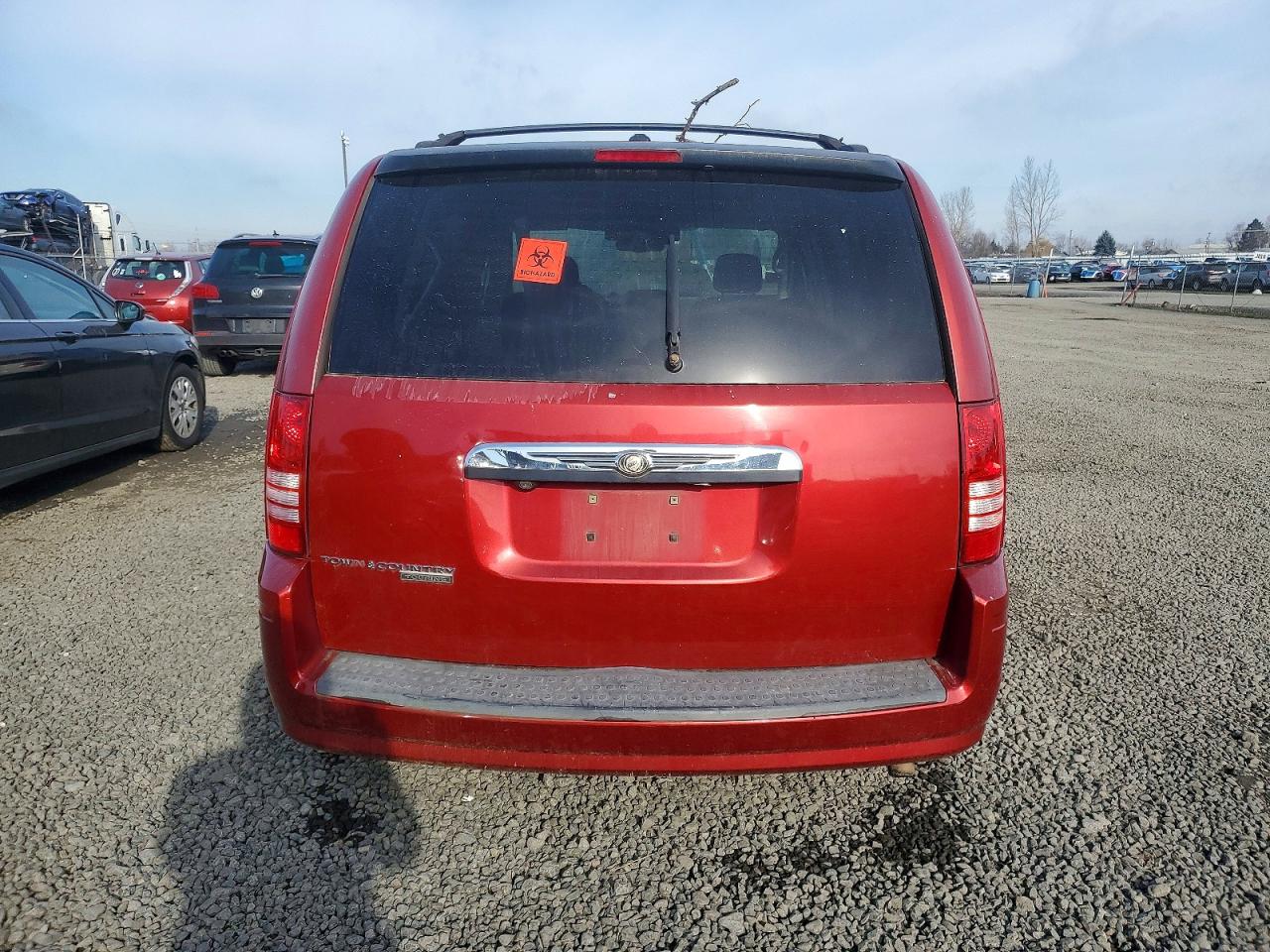 2008 CHRYSLER TOWN & COUNTRY TOURING photo 6