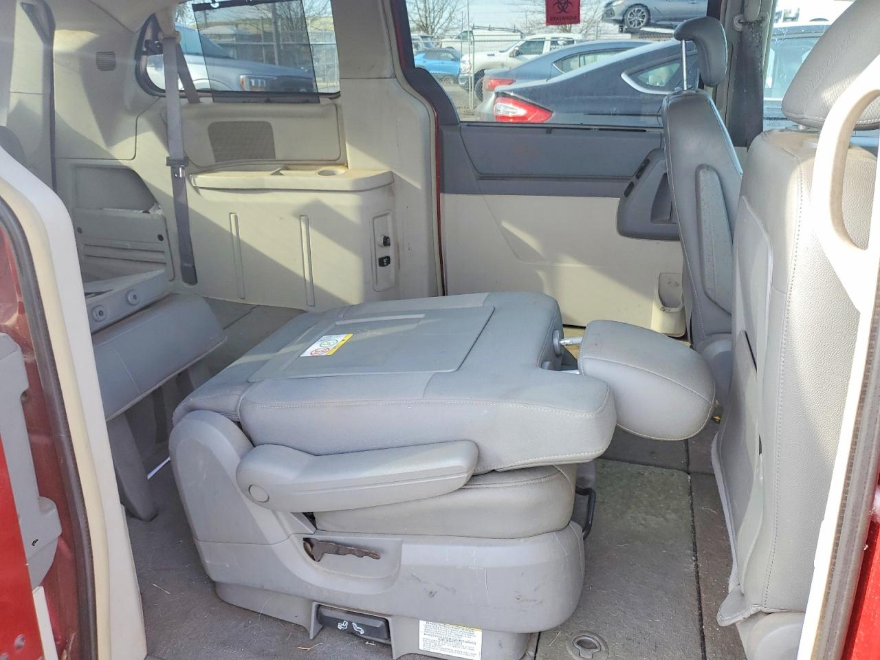 2008 CHRYSLER TOWN & COUNTRY TOURING photo 11