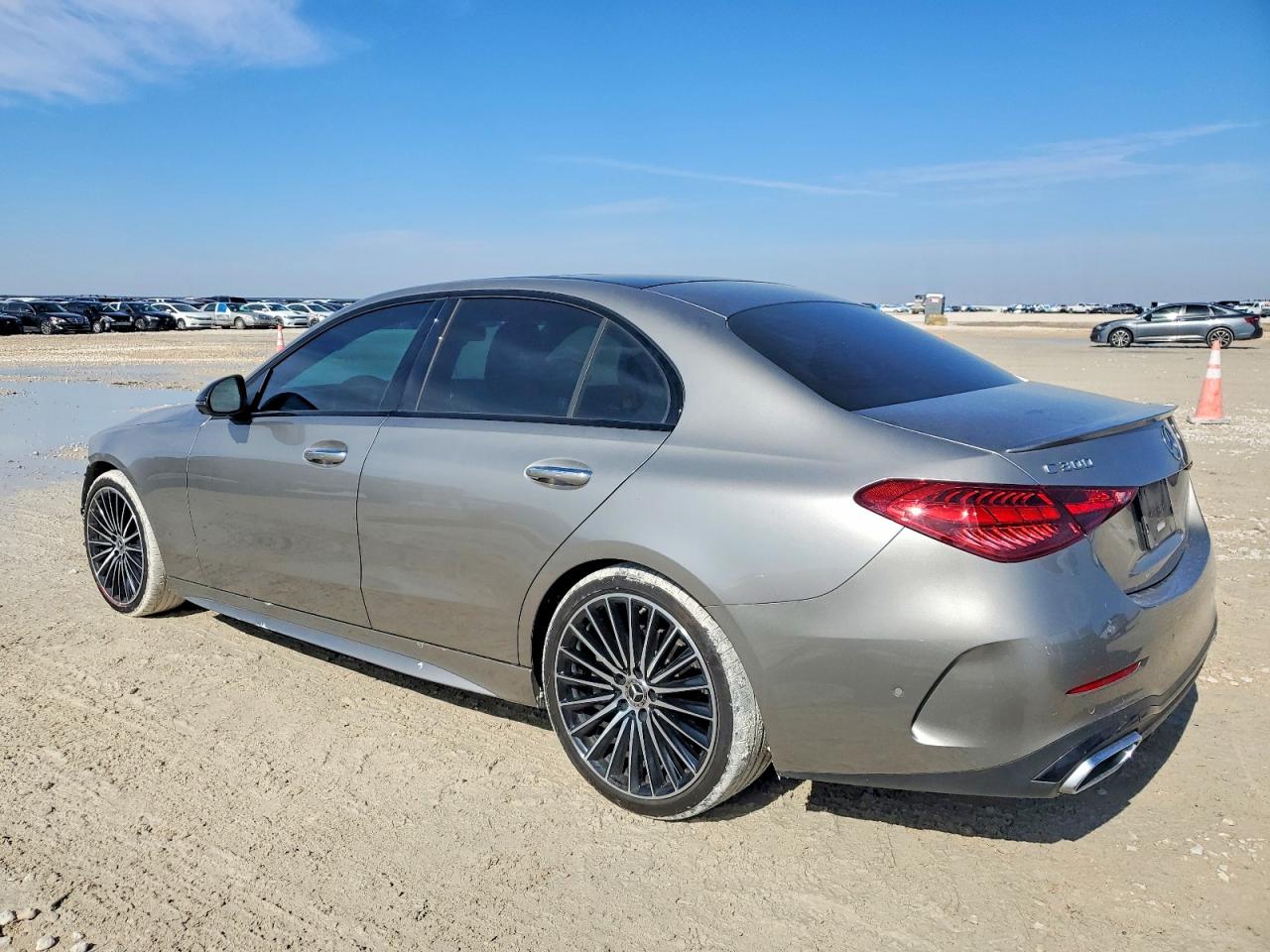 2022 MERCEDES-BENZ C 300 photo 4