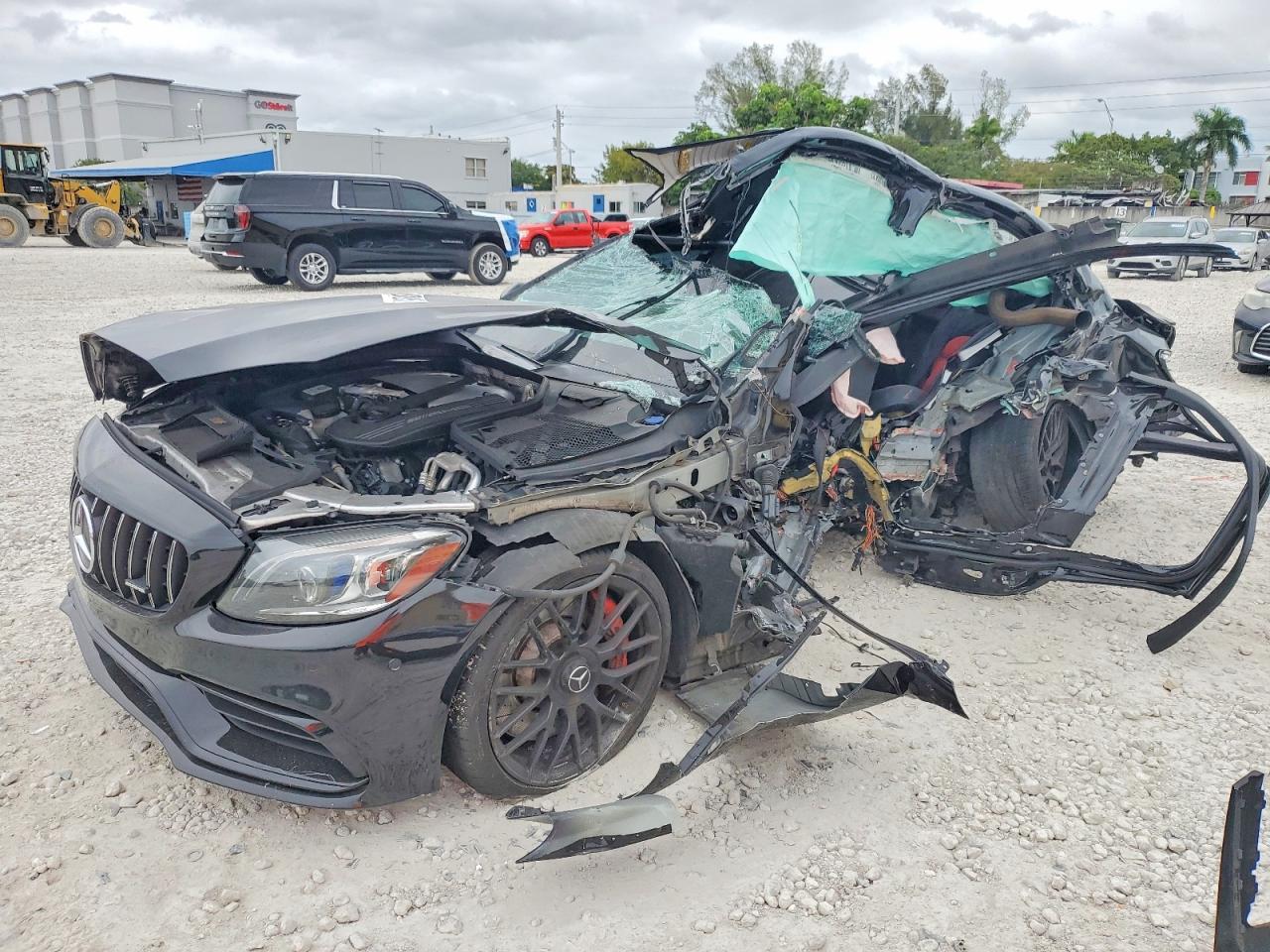 2019 MERCEDES-BENZ C
