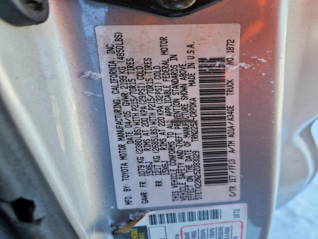 2005 TOYOTA TACOMA BASE photo 37