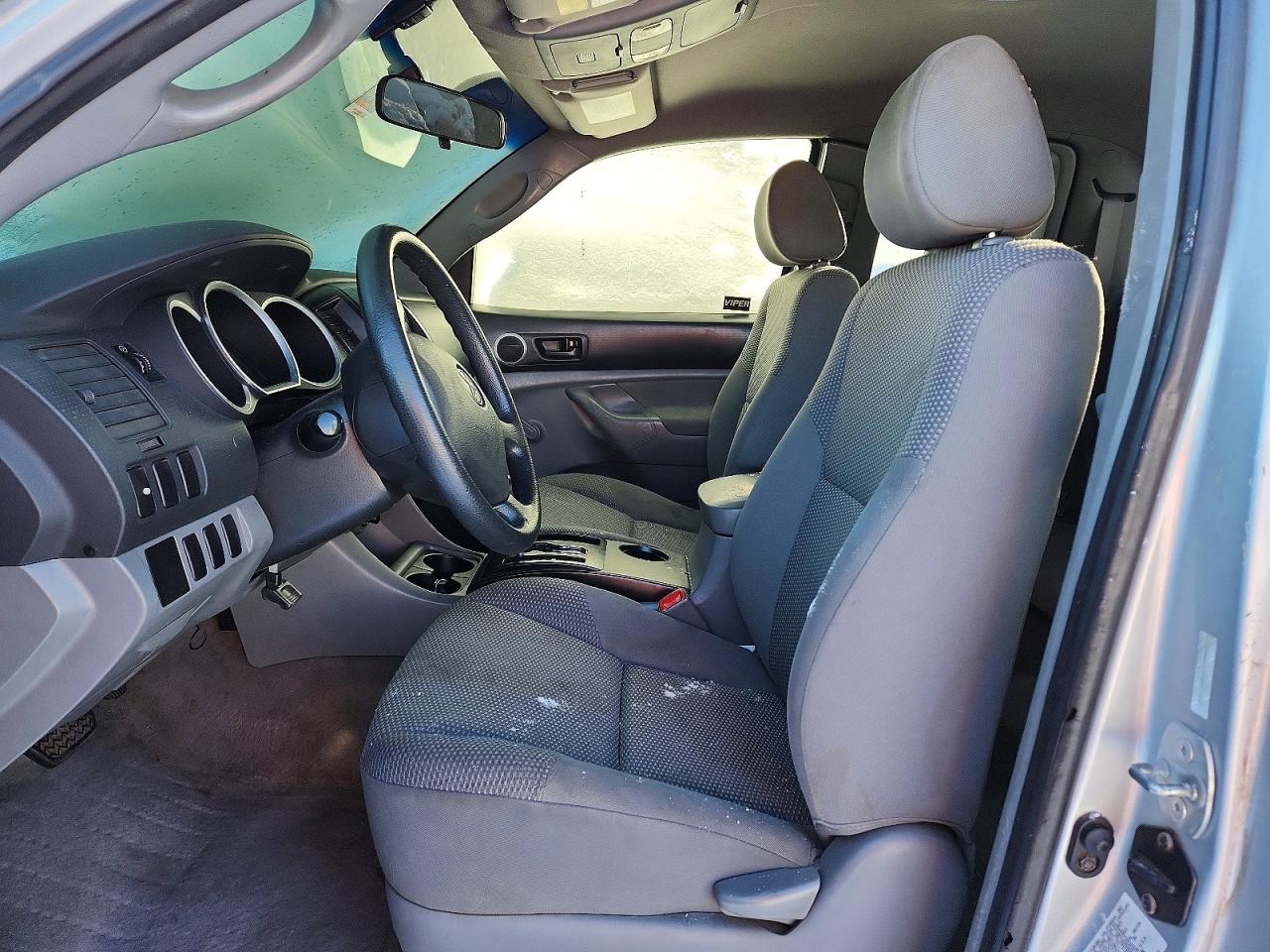 2005 TOYOTA TACOMA BASE photo 19