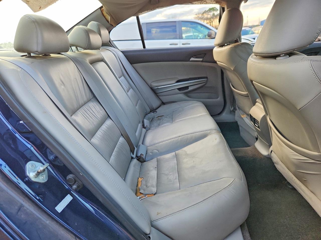 2010 HONDA ACCORD EXL photo 10