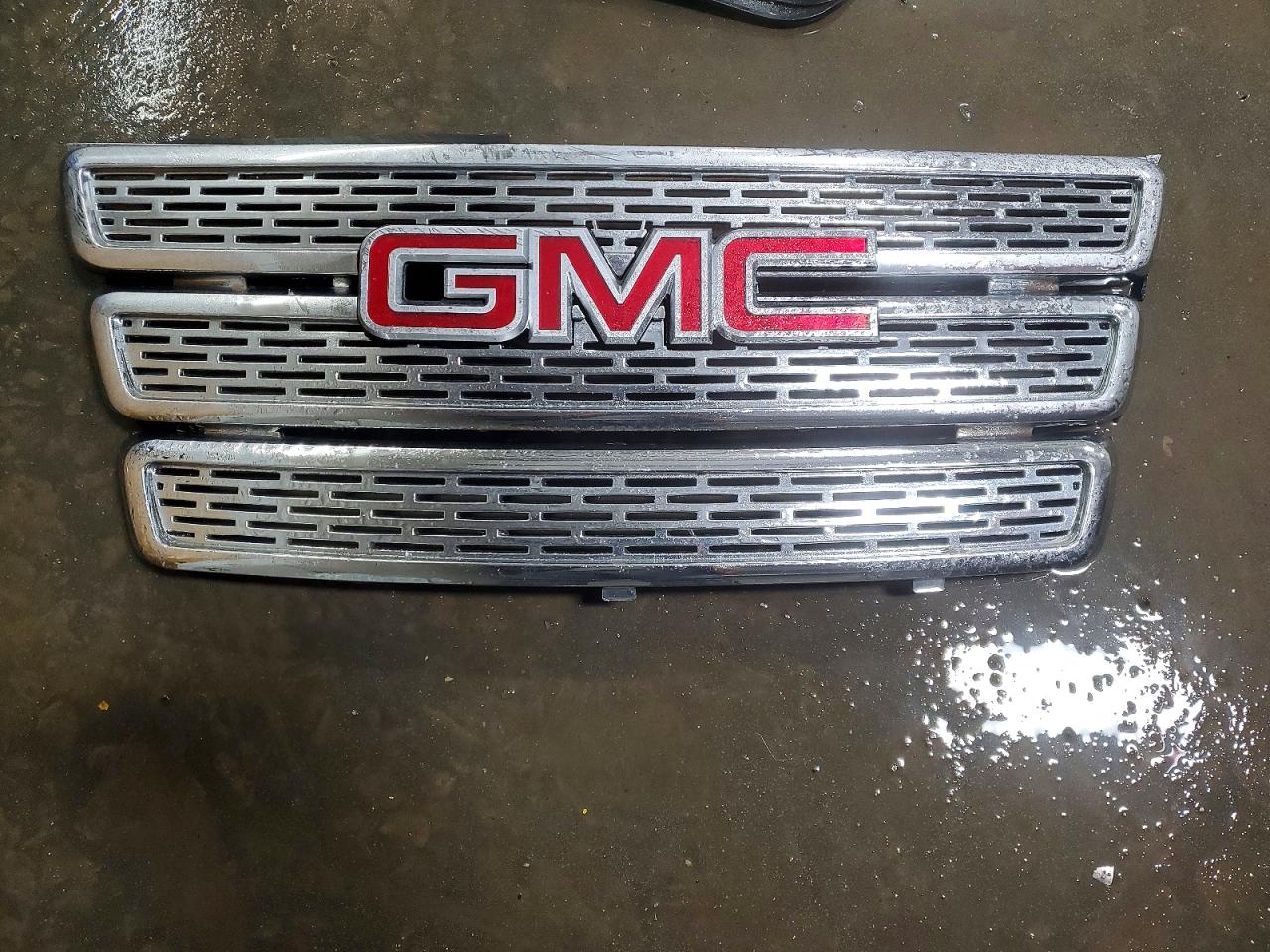 2012 GMC TERRAIN SLE photo 23