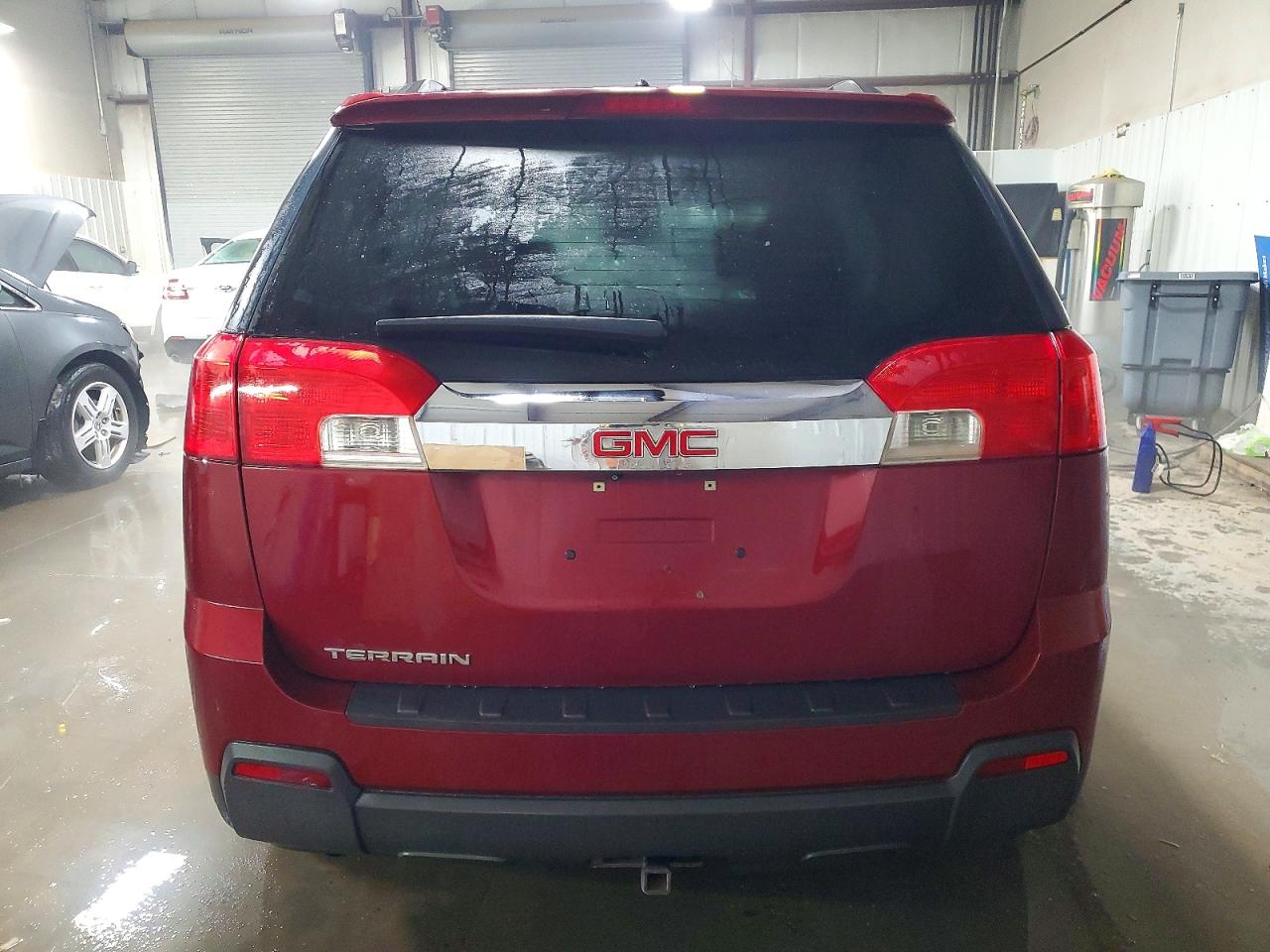 2012 GMC TERRAIN SLE photo 11