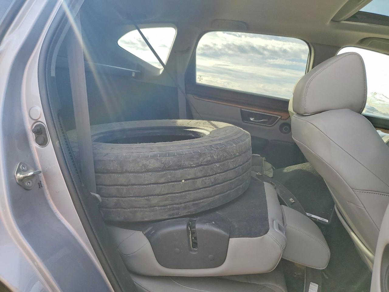 2020 HONDA CR-V TOURING photo 10