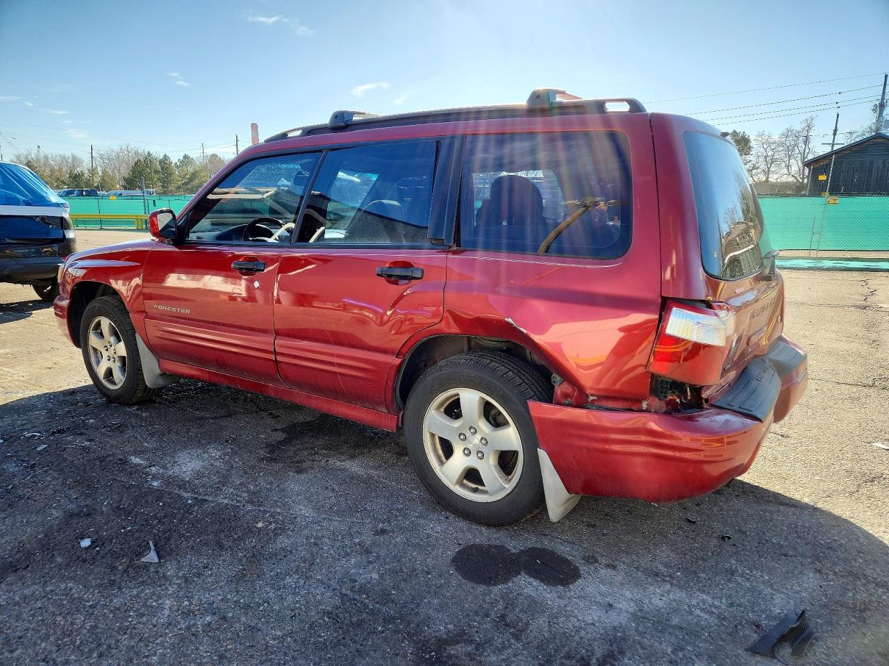 2001 SUBARU FORESTER S photo 2