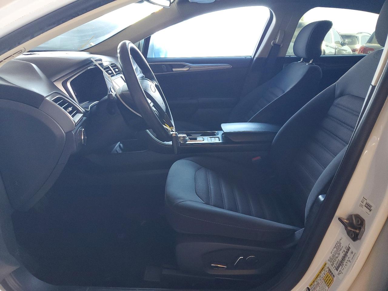 2019 FORD FUSION SE photo 7