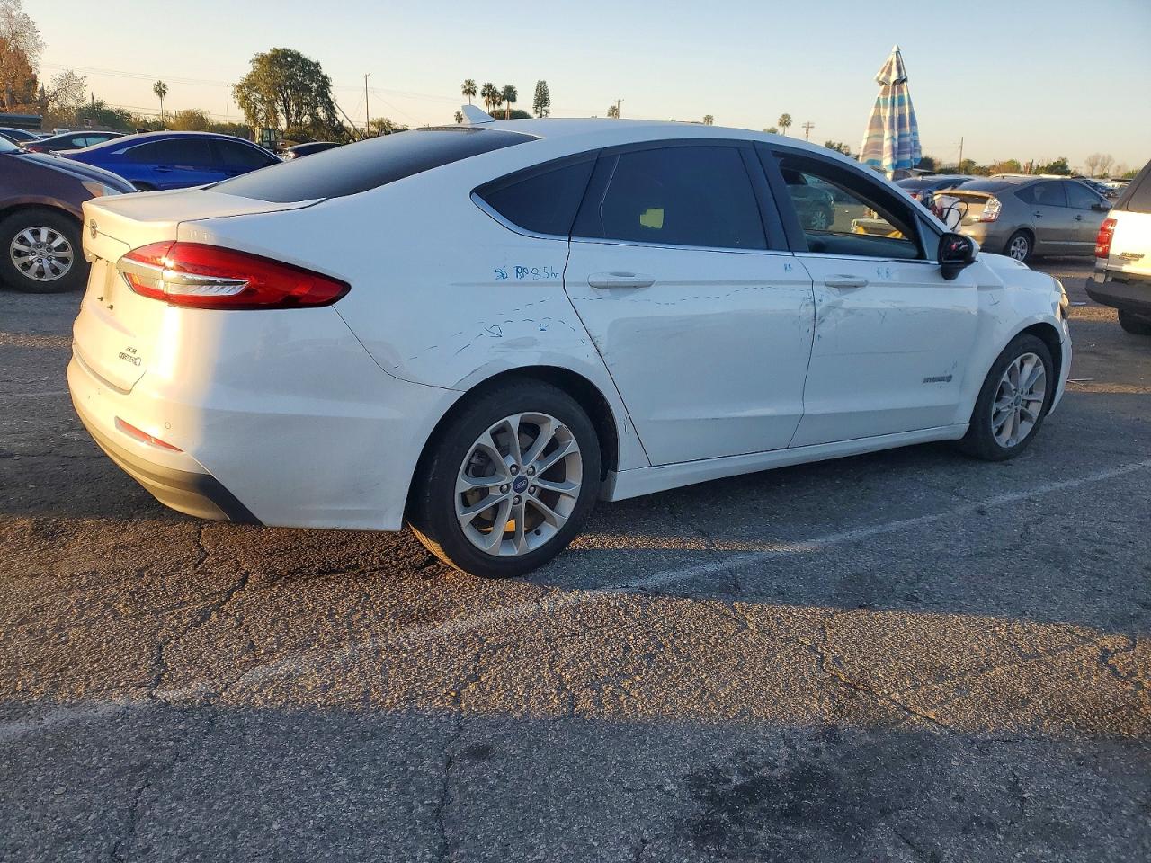 2019 FORD FUSION SE photo 3