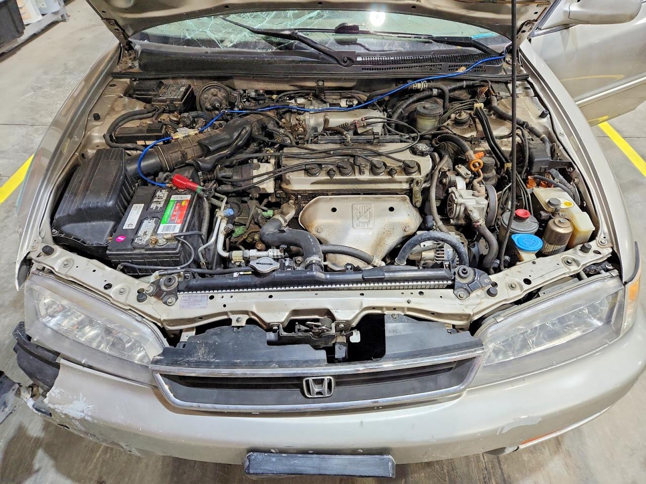 1996 HONDA ACCORD EX photo 11