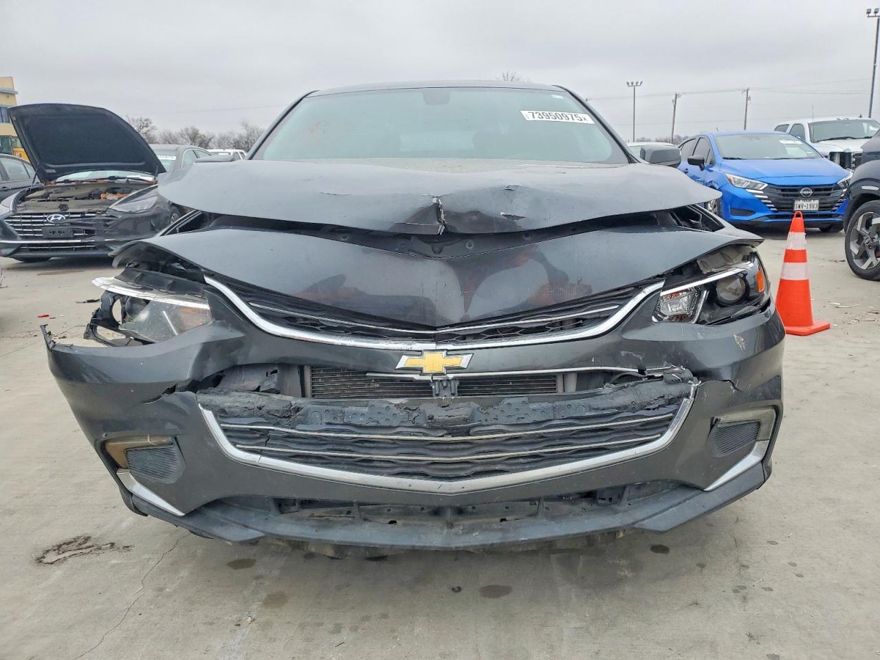 2017 CHEVROLET MALIBU LT photo 9