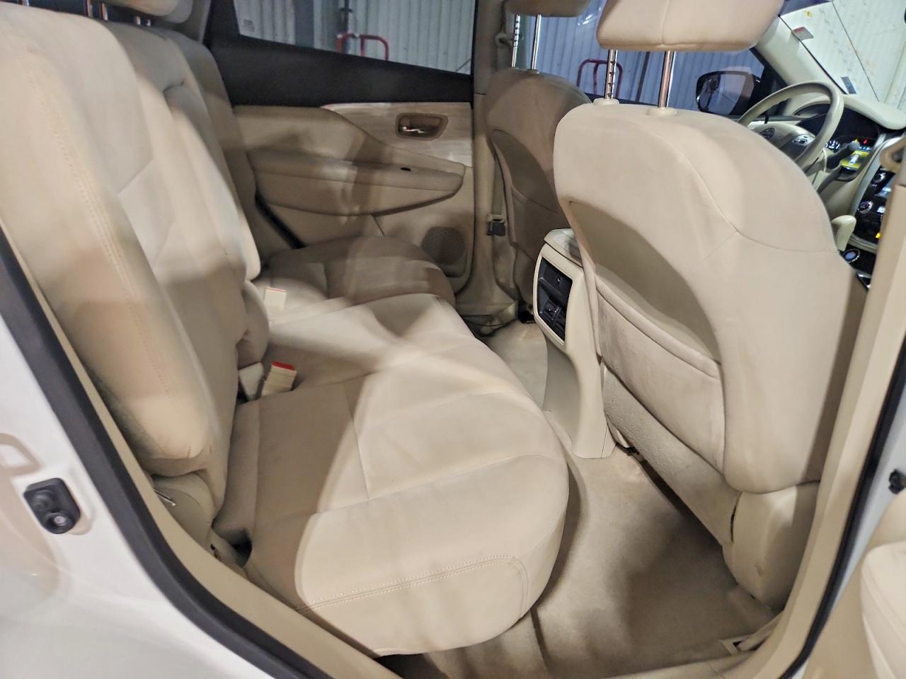 2015 NISSAN MURANO S photo 21